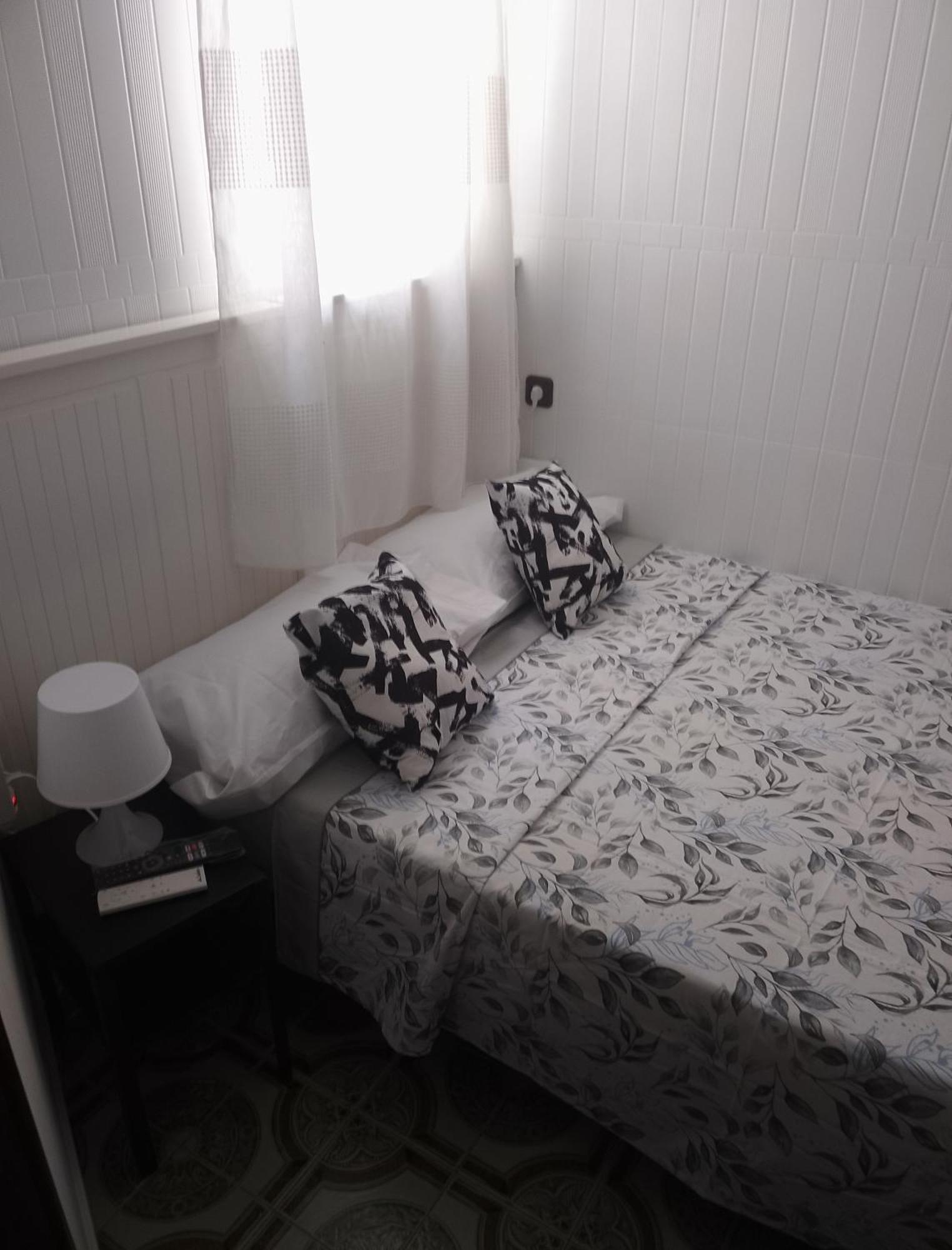 Malaga Center Rooms Habitación foto